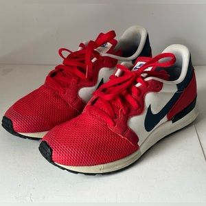 Nike Air sneakers men size 10.5 used